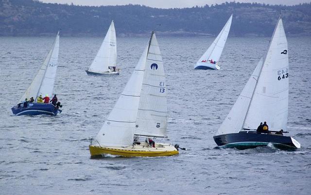 407662 282968761763070 145769288816352 784894 1927476345 n